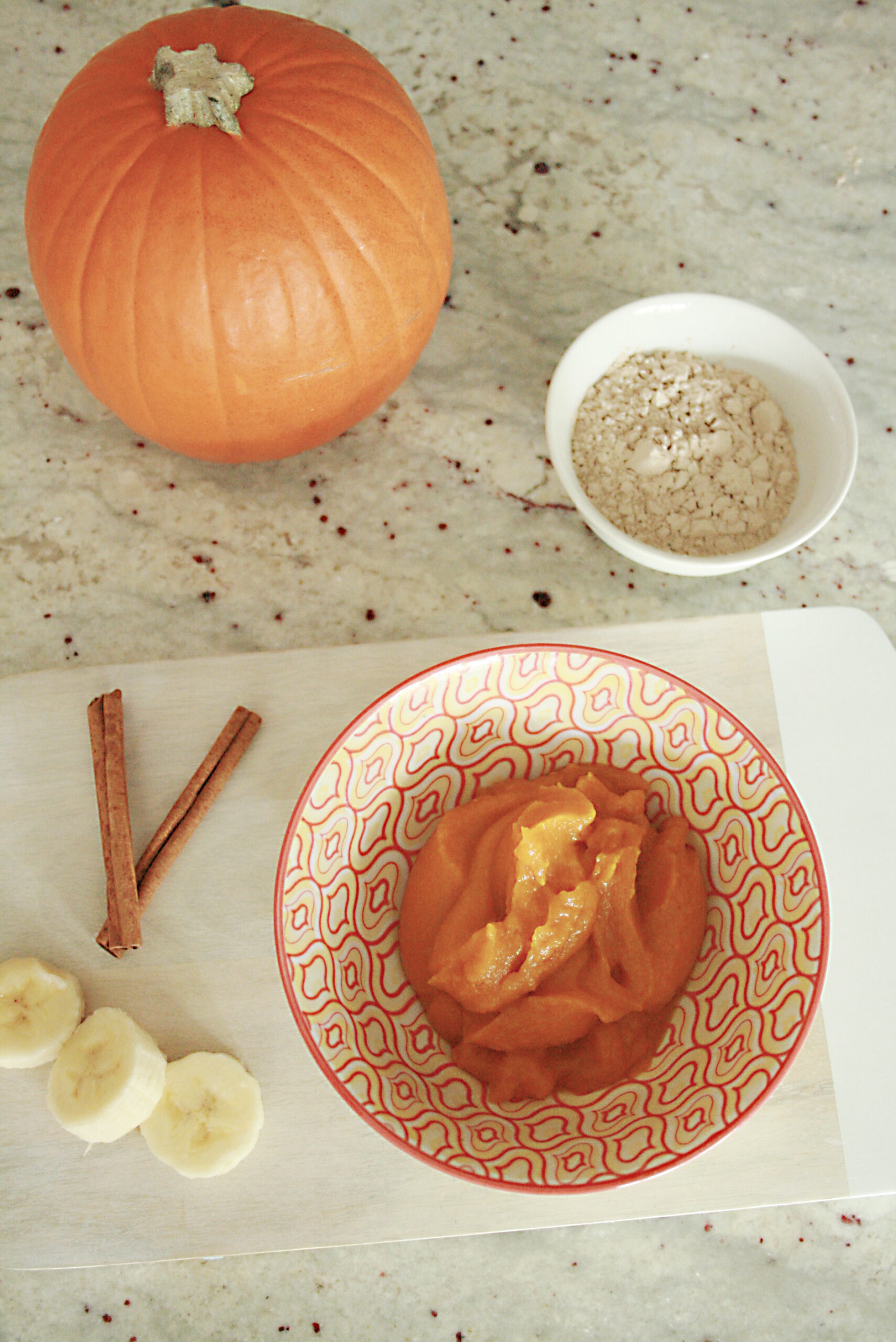Healthy pumpkin protein shake that tastes so good that you would think you are eating pumpkin pie. Pumpkin Pie Protein Shake! || Darling Darleen Top CT Lifestyle Blogger 