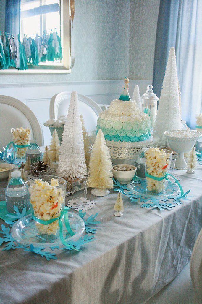 frozenbirthdaypartytable2web