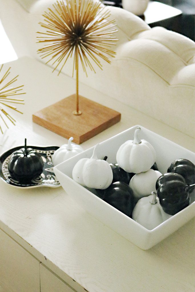 Modern Halloween Decorations Black and White Pumpkins || Darling Darleen