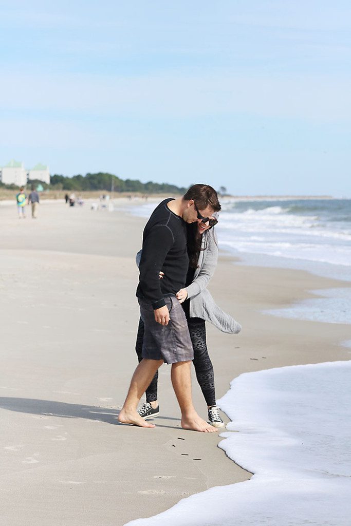 Simple & Casual Fall Outfit Featuring the Basics - Sandy Like The Beach