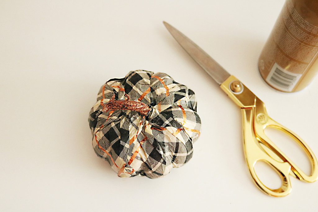 pumpkin-craft-decorating-tissue-paper