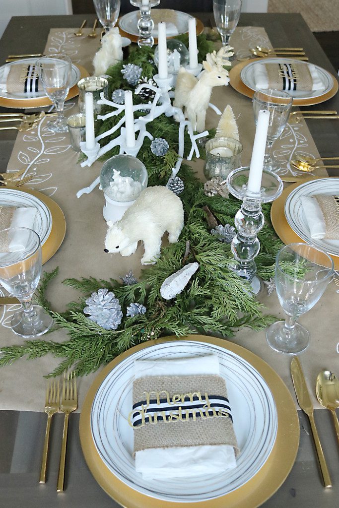 Christmas Table Decorations: Just Add Garland - Darling Darleen | A ...