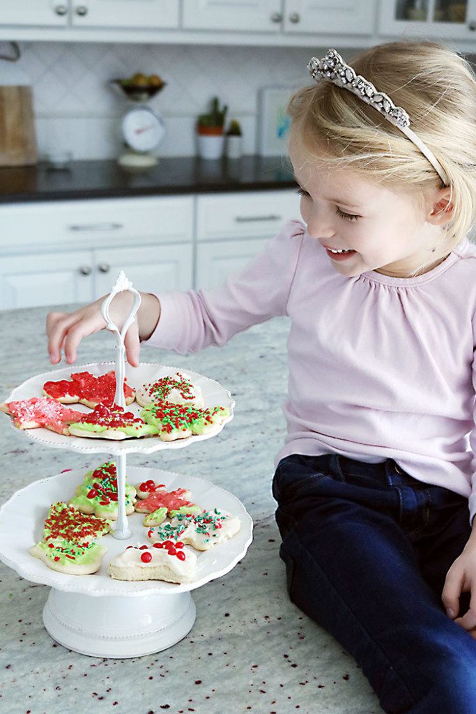 decorated-sugar-cookies