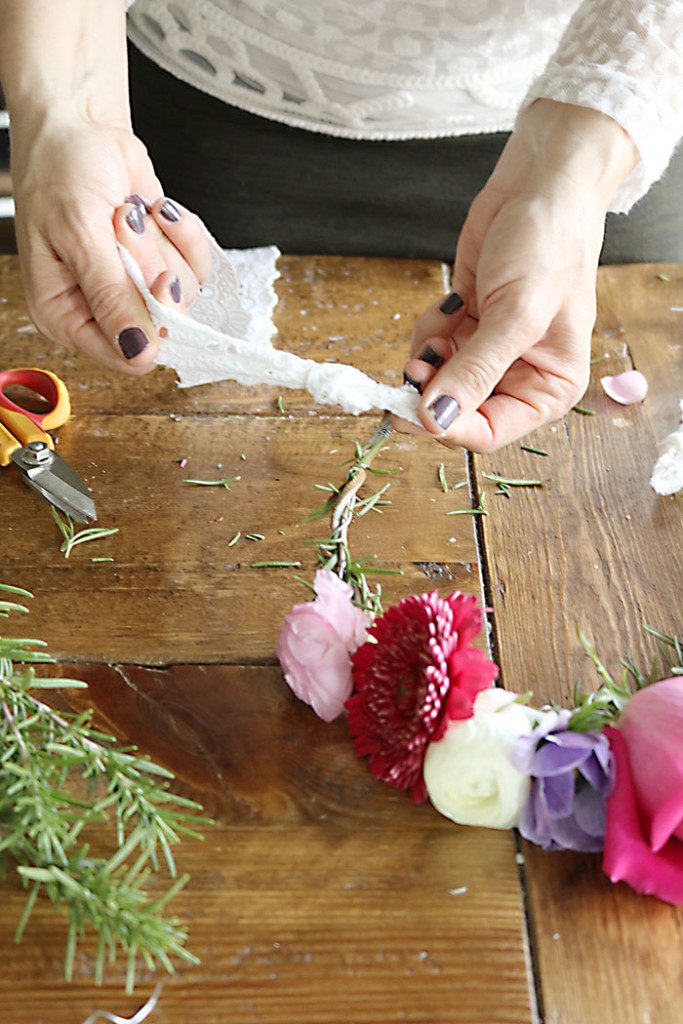 DIY-flower-crown-adding-ribbon