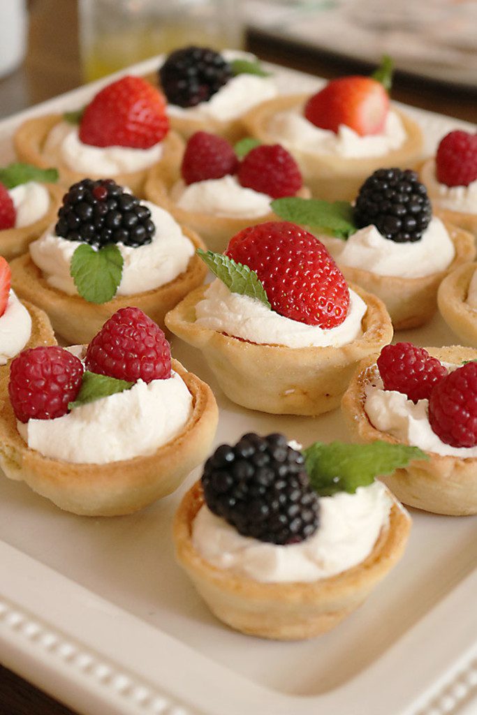 garden-party-dessert-finger-foods