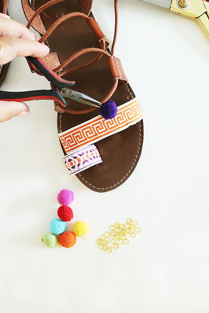 DIY-pom-pom-sandal-crimp-jump-ring