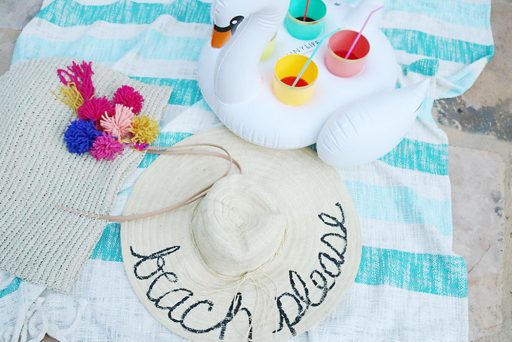 diy-word-script-straw-hat-little-swan