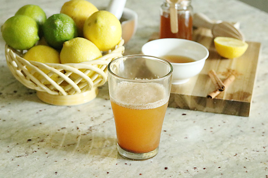 raw-apple-cider-vinegar-juice-drink