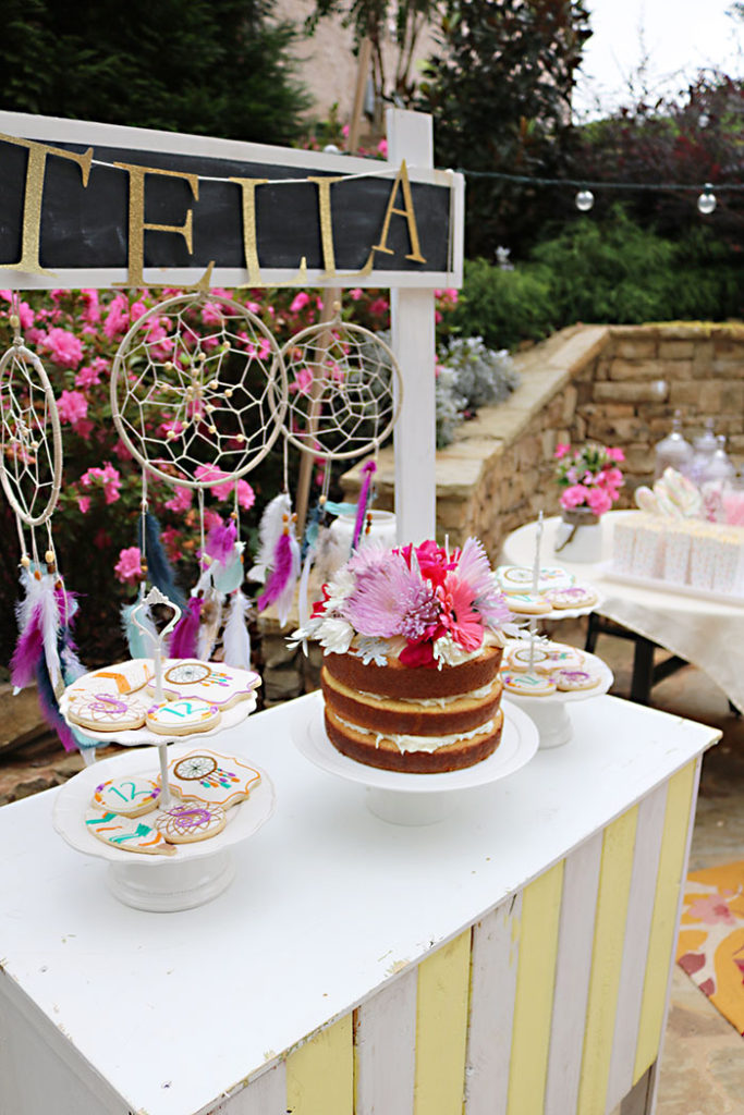 boho-birthday-cake-display