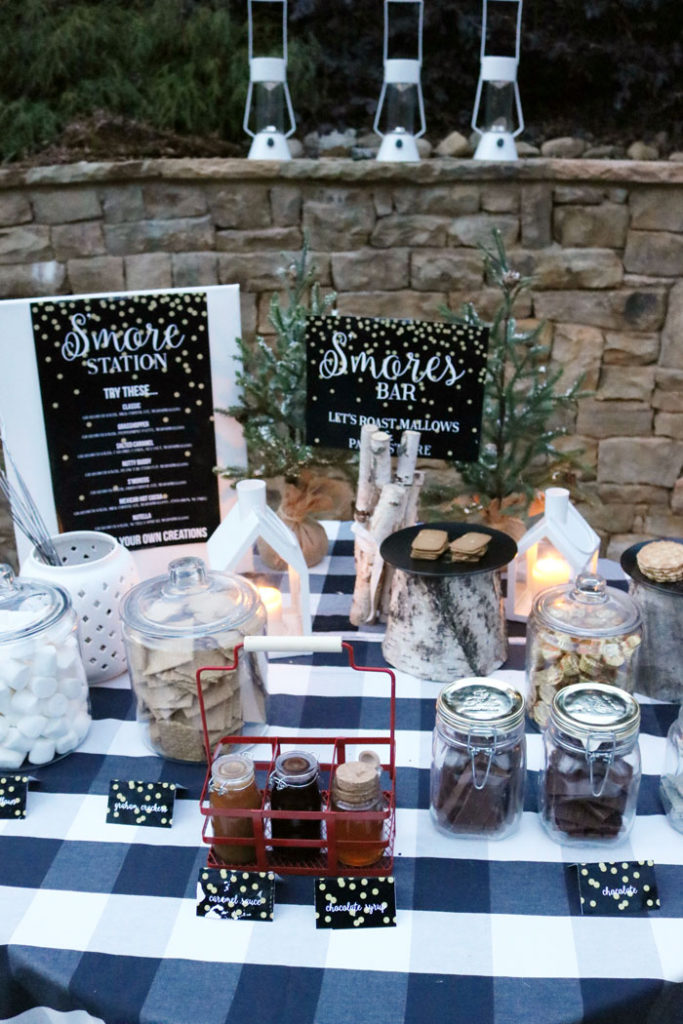 Outdoor S'mores Bar + Free Printables || Darling Darleen outdoor s'mores bar, free s'mores bar printables, smores station, smores bar, winter outdoor activities, outdoor fire pit, outdoor chocolate
