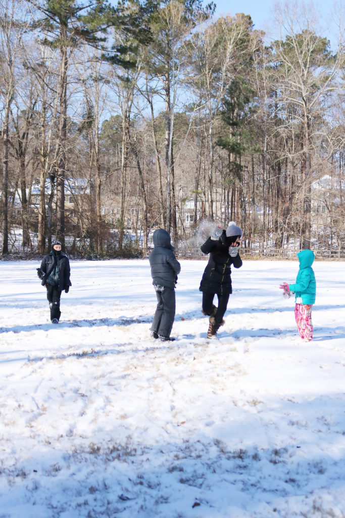 Best Cold Weather Winter Gear for Kids || Darling Darleen