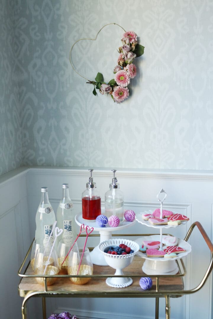 Simple Valentine Bar Cart with Modern Heart Wreath || Darling Darleen