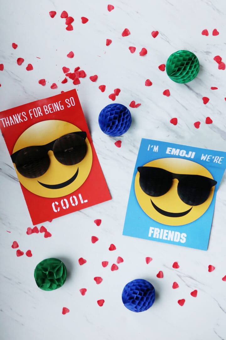 Valentine Emoji Pop-Up Card using Honeycomb balls || Darling Darleen