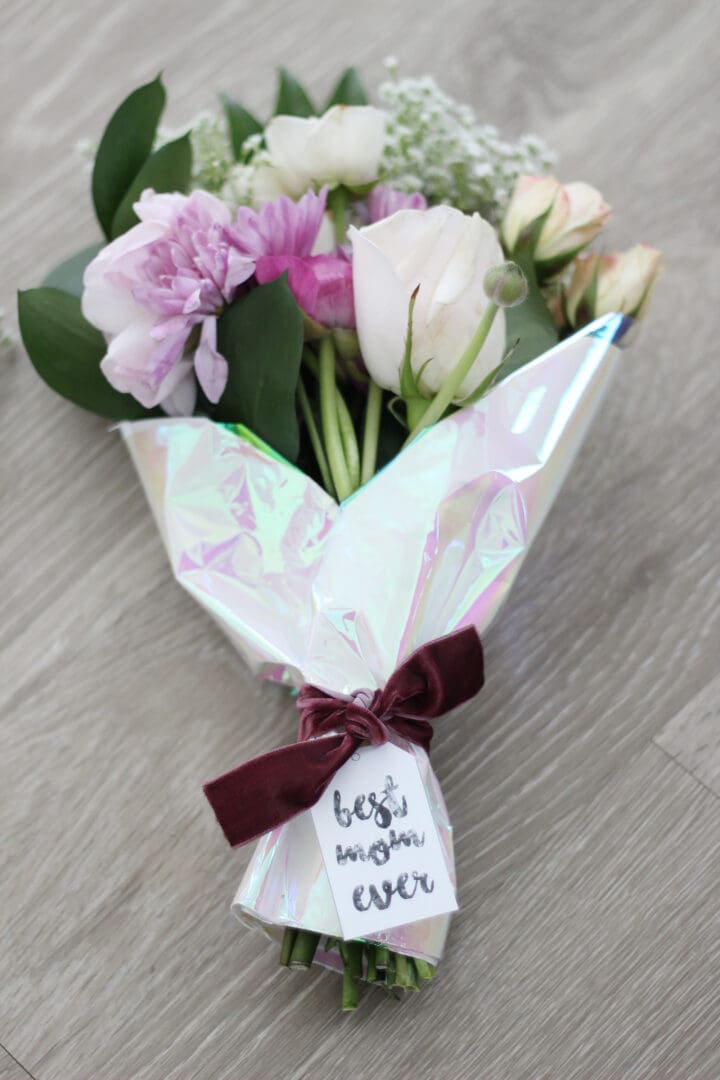 Mother's Day Mini Flower Bouquet - Darling Darleen