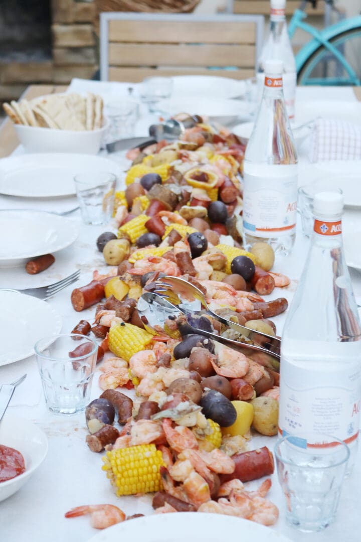 low country boil dinner beach meal - Darling Darleen