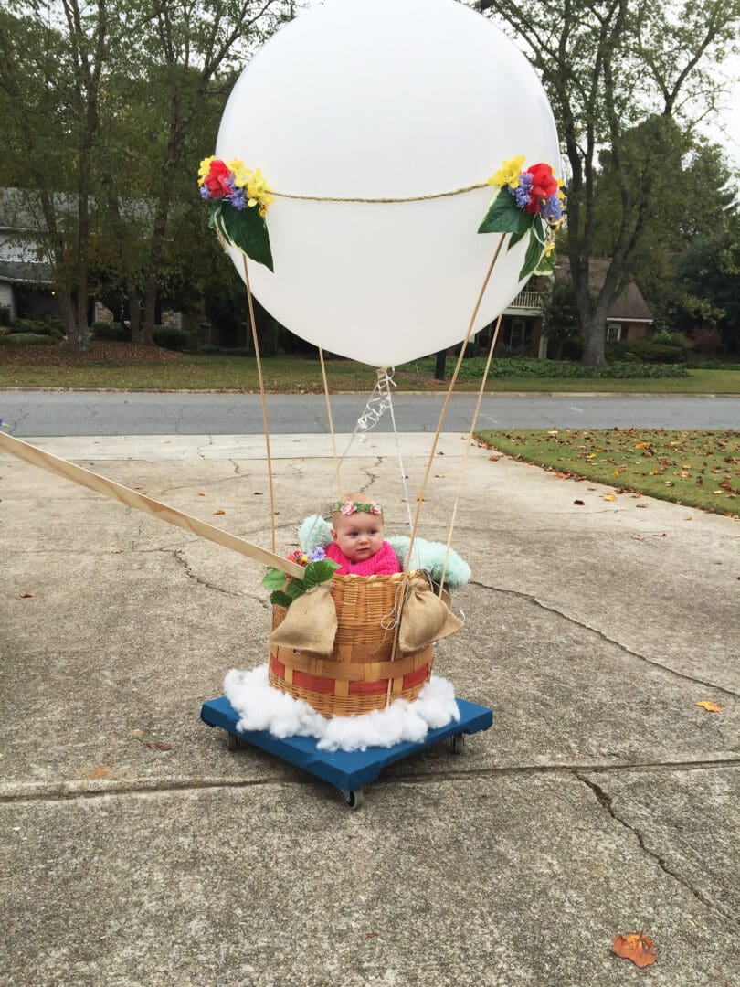 Best Halloween Costumes for Family and Kids, Hot Air Balloon kid costume, Best Homemade Costumes || Darling Darleen