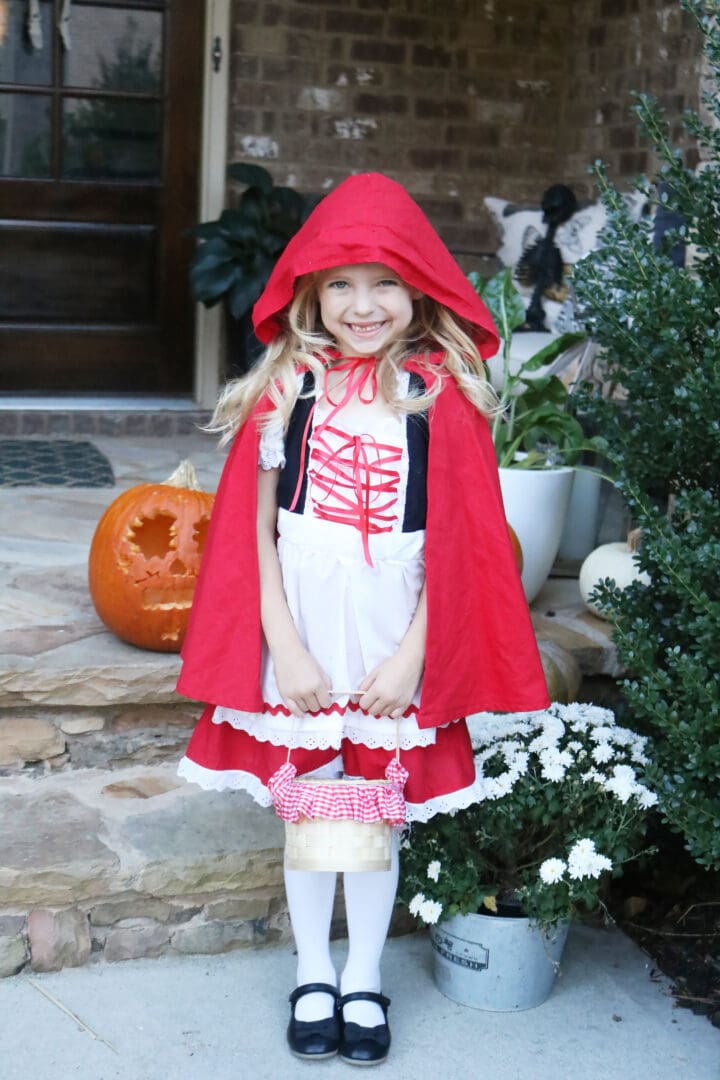Best Halloween Costumes for Family and Kids, Little Red Riding Hood, Best Homemade Costumes || Darling Darleen