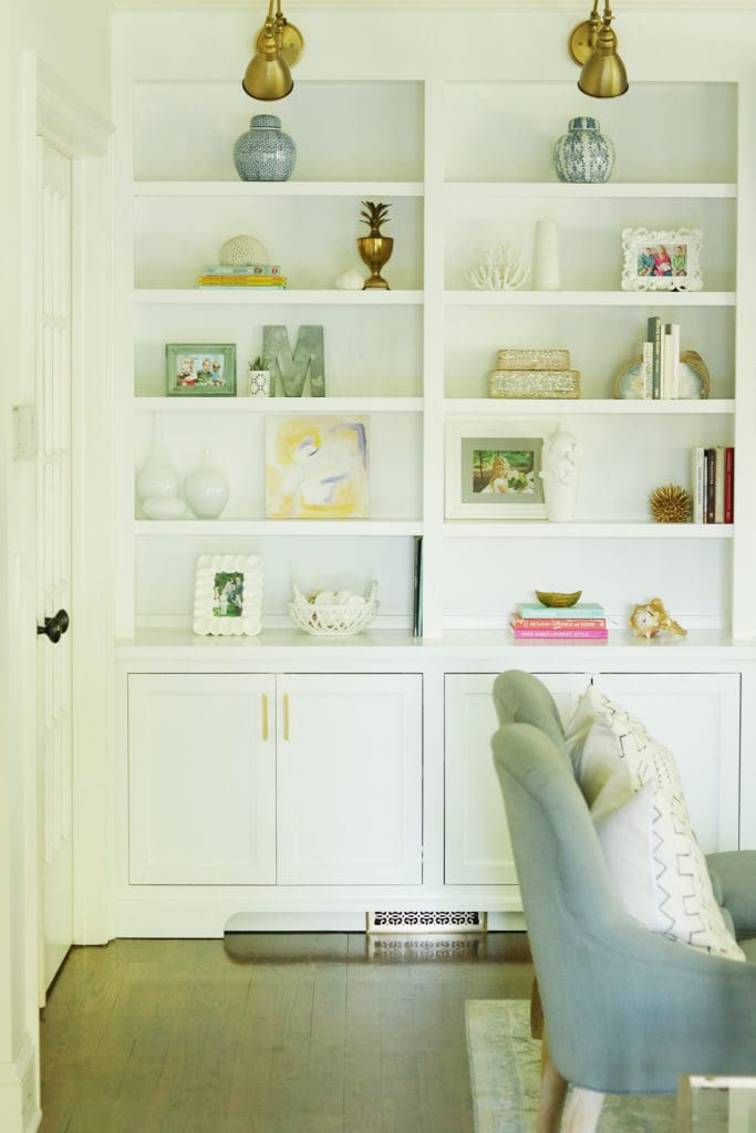Add a little color by freshening up with these 5 easy Spring updates to your home. || Darling Darleen 
built-in bookcase near fireplace, remodel fireplace, easy spring updates, lilac bouquets, tips for home decor, home decor easy ideas, #homedecor, #springupdates