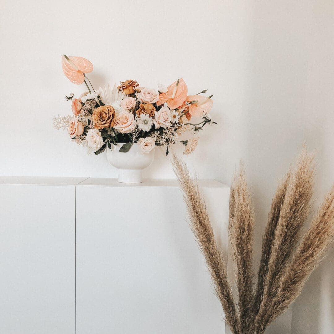 Neutral Dried flower arrangement- Natural dried flowers