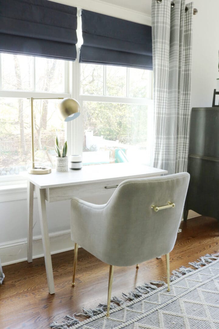 Sharing the reveal of our modern teen boy bedroom that is the perfect transition to a guest bedroom with its subtle colors and simple lines.  Modern line and gallery picture wall of navy and gray || Darling Darleen Top New England Lifestyle Blogger #boybedroom #modernbedroom