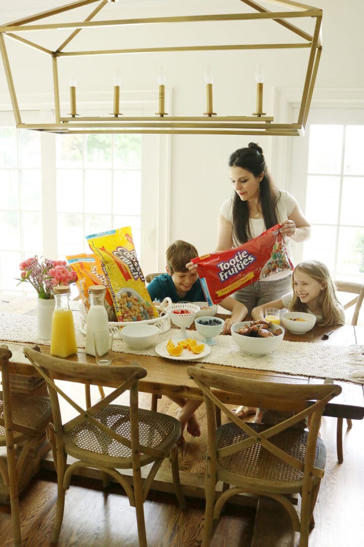 Five Ideas to Break-Up Quarantine Days like cereal for dinner with Malt-O-Meal cereals! || Darling Darleen Top Lifestyle CT Blogger #maltomeal #quarantineideas 