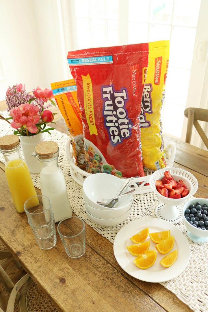 Five Ideas to Break-Up Quarantine Days like movie night with popcorn mixed with Malt-O-Meal cereals! || Darling Darleen Top Lifestyle CT Blogger #maltomeal #quarantineideas