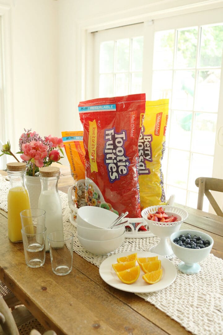 Five Ideas to Break-Up Quarantine Days like cereal for dinner with Malt-O-Meal cereals! || Darling Darleen Top Lifestyle CT Blogger #maltomeal #quarantineideas