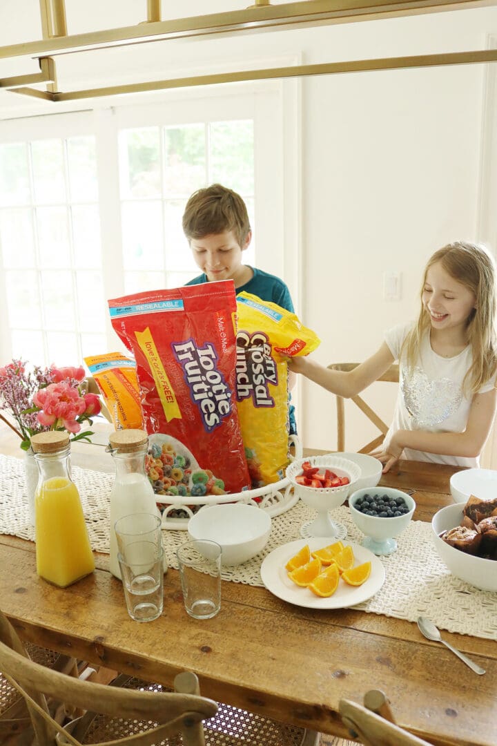 Five Ideas to Break-Up Quarantine Days like cereal for dinner with Malt-O-Meal cereals! || Darling Darleen Top Lifestyle CT Blogger #maltomeal #quarantineideas 