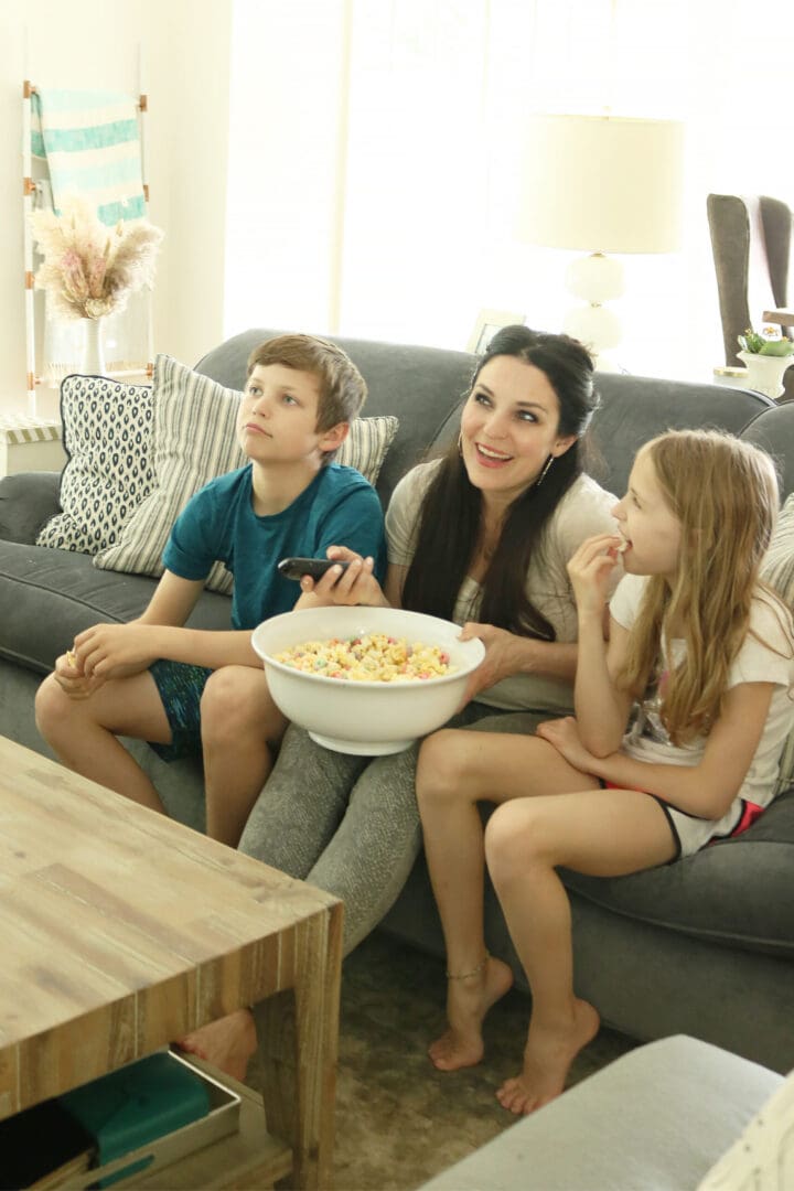 Five Ideas to Break-Up Quarantine Days like movie night with popcorn mixed with Malt-O-Meal cereals! || Darling Darleen Top Lifestyle CT Blogger #maltomeal #quarantineideas
