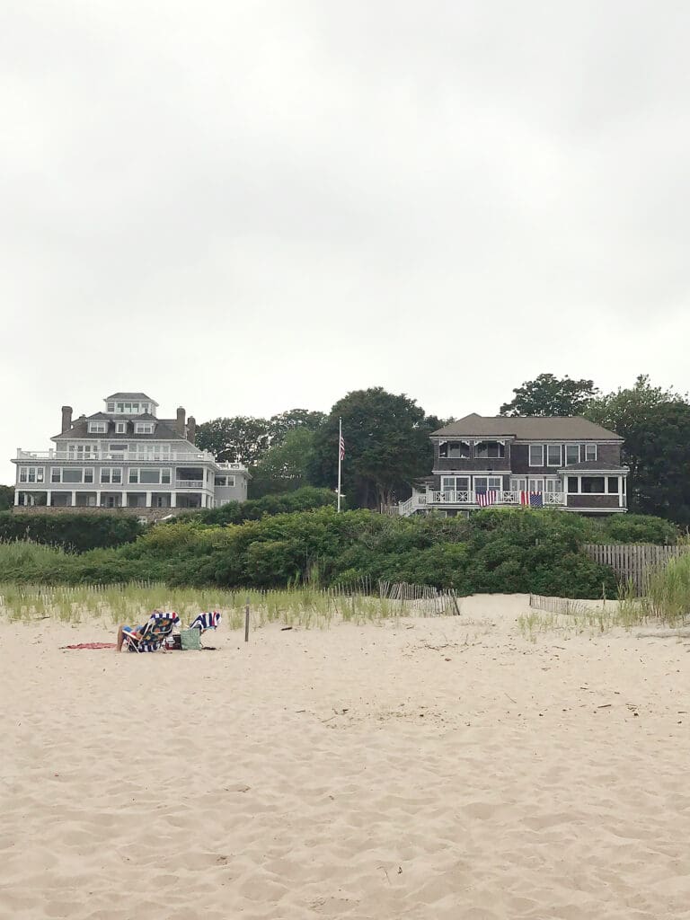The Ocean House's Beach Ball Independance Party is the quintessential of New England's 4th of July charm, Rhode Island, Fourth of July || Darling Darleen Top Lifestyle CT Blogger #fourthofjuly #4thofjuly #oceanhouseri