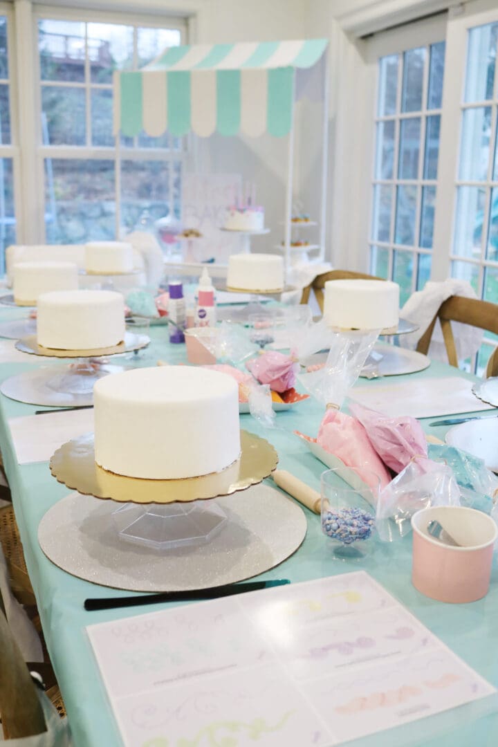 At-Home Cake Decorating Party--easy tips, techniques, supplies and lots of sweets!  You don't have to be a cake decorator to make a pretty cake!  || Darling Darleen Top Lifestyle Blogger #darlingdparties #darlingdarleen #cakedecorating