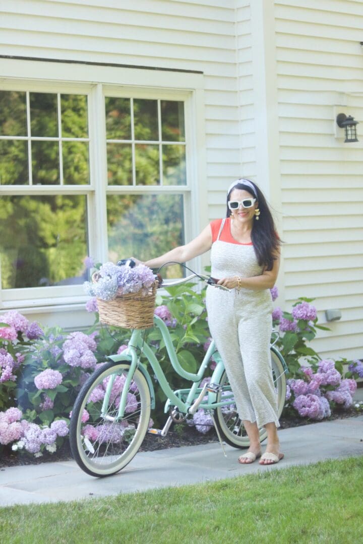 3 favorite simple summer activities that we like to do as a family and is budget friendly will create lasting memories. || DARLING darleen Top CT Lifestyle Blogger