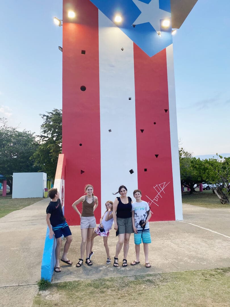 An Itinerary Traveling to Puerto Rico with Kids of where to stay and what to do for a full week!  This is a perfect guide for traveling with older kids ||  Darling Darleen Top Lifestyle CT Blogger #puertorico #oldsanjuan #elyunquerainforest