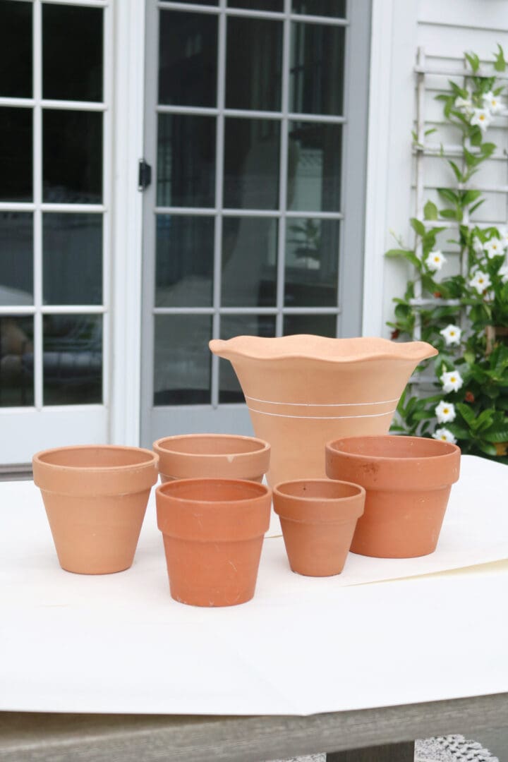 Quick and Easy 10- Minute DIY White Washed Terra Cotta Pots for your fall porch decor || Darling Darleen Top Lifestyle Blogger
