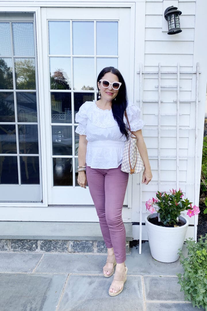 Sharing 4 spring work outfits that are easy and comfortable.  The best part is everything is budget friendly and on trend for your job! || Darling Darleen Top Lifestyle CT Blogger. #darlingdblog