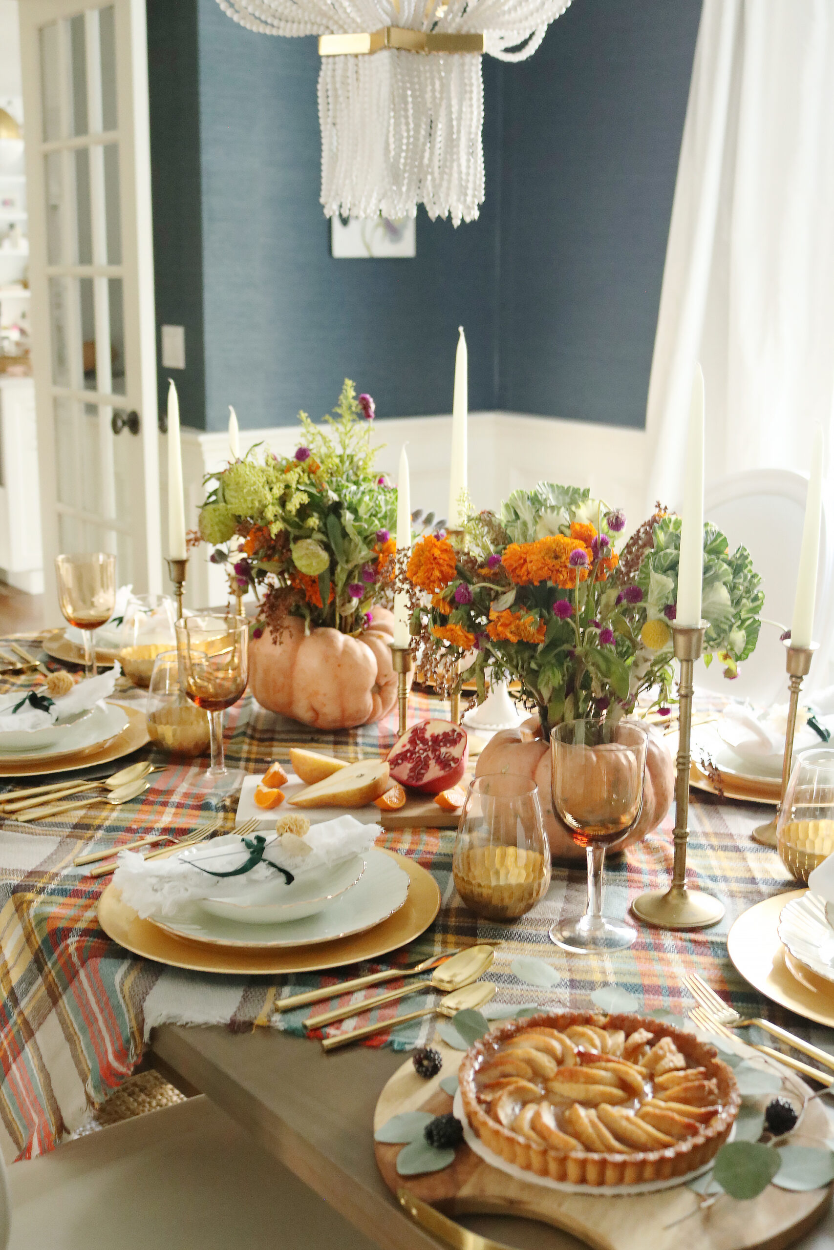 Pumpkin Gourd Flower Arrangements and Plaid Tablecloth for our Thanksgiving Tablescape makes it Fall Plaids for Thanksgiving || Darling Darleen Top CT Lifestyle Blogger