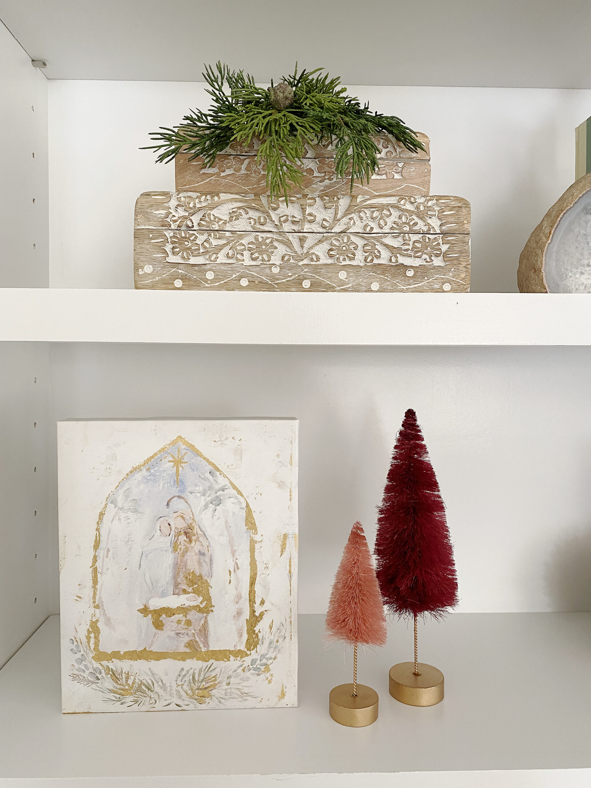 Holiday decorated bookshelves!  Switch Out a Few Items to Make Your Bookshelves More Festive for the Holidays and to match with your other decorations. || Darling Darleen Top CT Lifestyle Blogger 