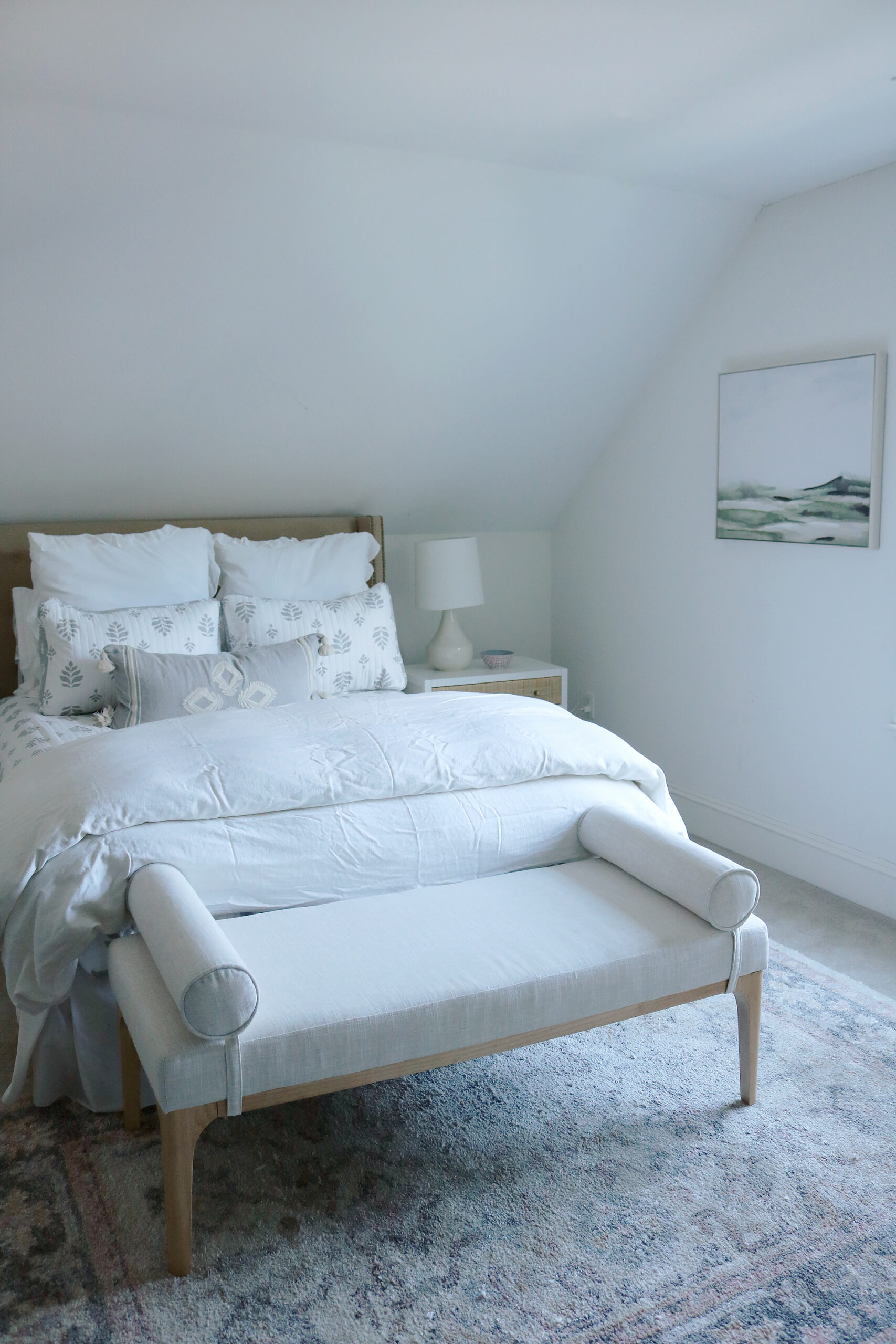 An instant Guest bedroom update with New Bedding, Lamp and Artwork. This will make the room inviting and a place where guests feel welcomed. || Darling Darleen Top Lifestyle Blogger