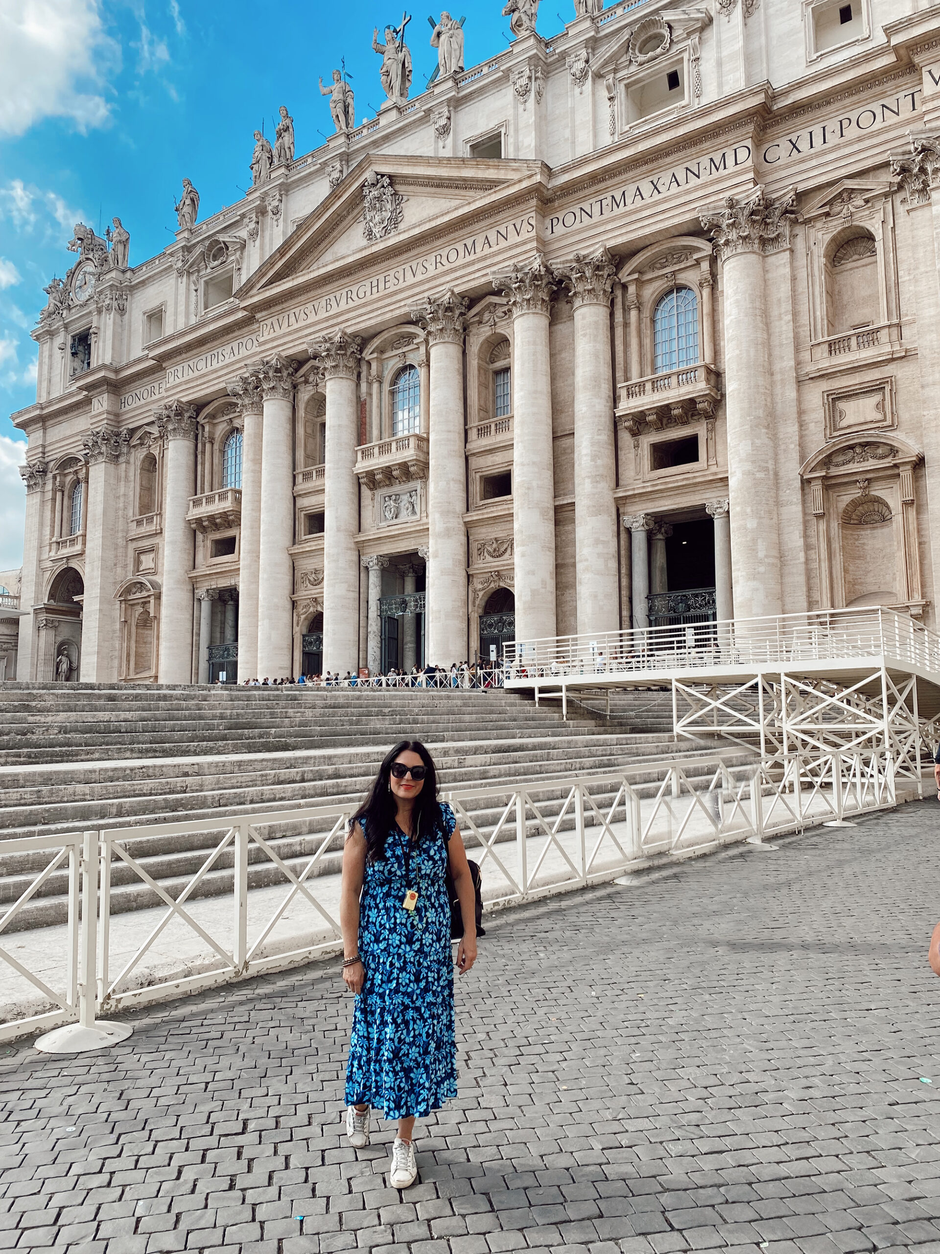 What I wore in Italy for a Fall vacation --What outfits I packed for our Fall vacation to Italy. Also sharing my shoes and bags that I packed to Italy. || Darling Darleen Top CT Lifestyle Blogger