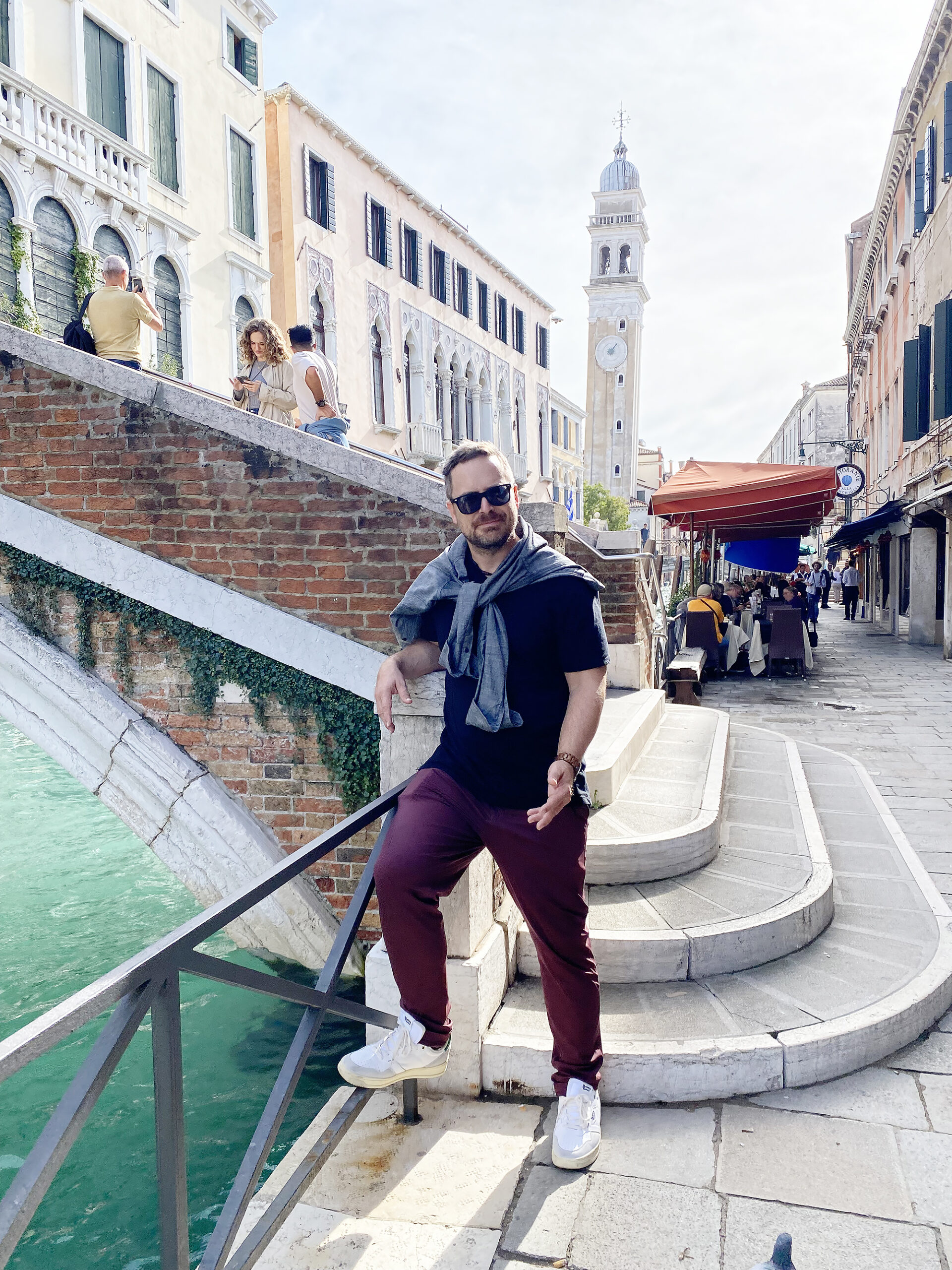What to pack for Italy for men in the fall || Darling Darleen Top CT lifestyle Blogger