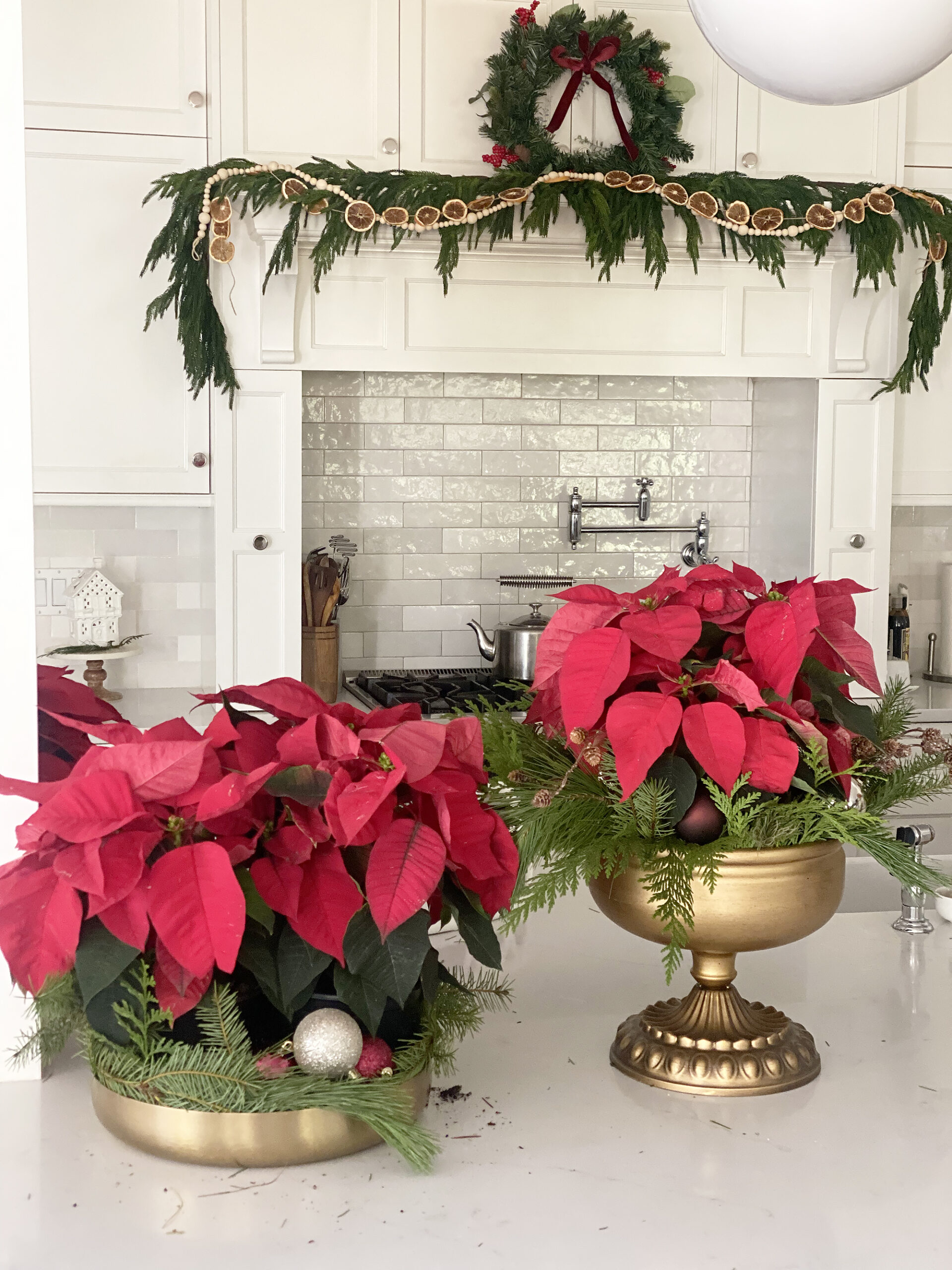 Give your Poinsettias an Upgrade by Making These Pretty Christmas Poinsettia Centerpieces to elevate your holiday decorations! || Darling Darleen Top CT Lifestyle Blogger